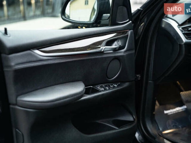 Чорний БМВ Х5, об'ємом двигуна 2.98 л та пробігом 220 тис. км за 22900 $, фото 37 на Automoto.ua