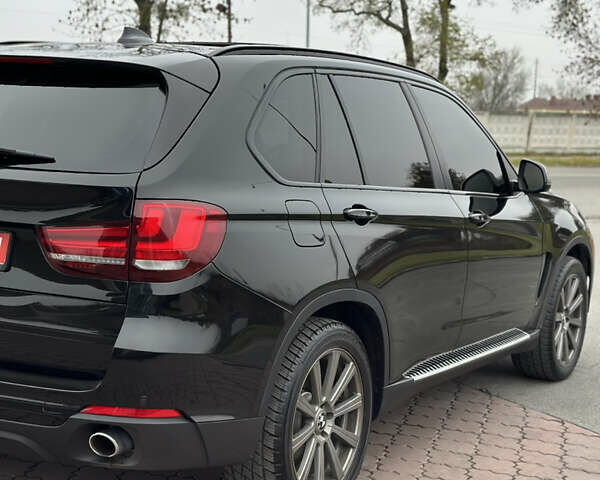Чорний БМВ Х5, об'ємом двигуна 2.99 л та пробігом 242 тис. км за 23000 $, фото 29 на Automoto.ua