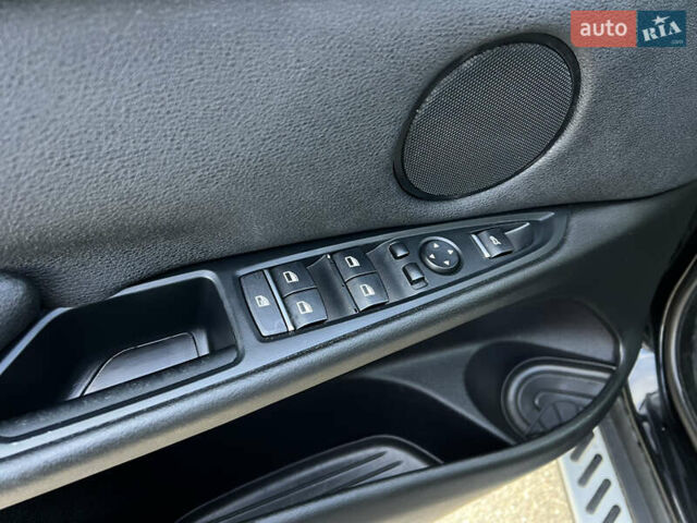 Черный БМВ Х5, объемом двигателя 3 л и пробегом 292 тыс. км за 18000 $, фото 34 на Automoto.ua