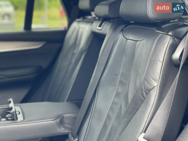 Черный БМВ Х5, объемом двигателя 2 л и пробегом 204 тыс. км за 26900 $, фото 24 на Automoto.ua