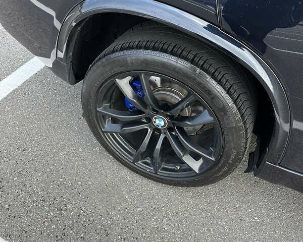 Чорний БМВ Х5, об'ємом двигуна 2.99 л та пробігом 206 тис. км за 32000 $, фото 4 на Automoto.ua