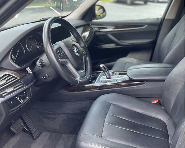 Чорний БМВ Х5, об'ємом двигуна 2.98 л та пробігом 161 тис. км за 13000 $, фото 7 на Automoto.ua