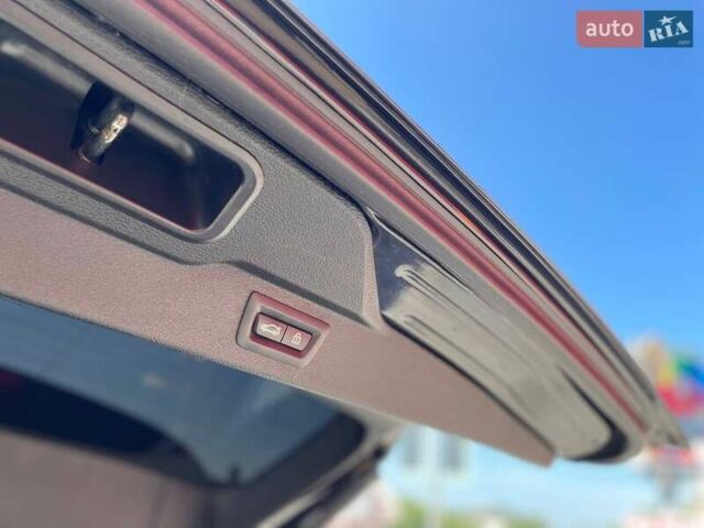 Чорний БМВ Х5, об'ємом двигуна 2 л та пробігом 270 тис. км за 28500 $, фото 29 на Automoto.ua