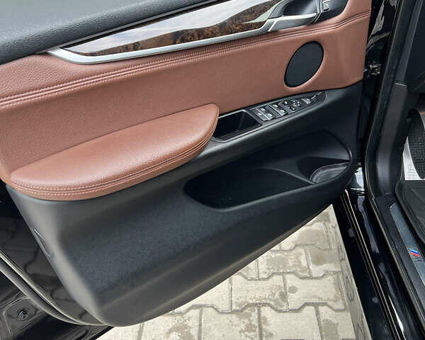 Чорний БМВ Х5, об'ємом двигуна 3 л та пробігом 114 тис. км за 39500 $, фото 51 на Automoto.ua