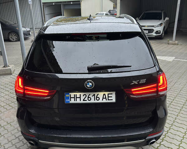 Чорний БМВ Х5, об'ємом двигуна 2.98 л та пробігом 180 тис. км за 19850 $, фото 7 на Automoto.ua