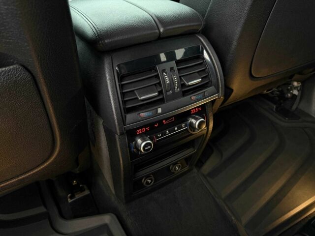 Черный БМВ Х5, объемом двигателя 3 л и пробегом 148 тыс. км за 25000 $, фото 16 на Automoto.ua