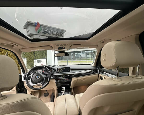 Чорний БМВ Х5, об'ємом двигуна 2.98 л та пробігом 105 тис. км за 18500 $, фото 13 на Automoto.ua