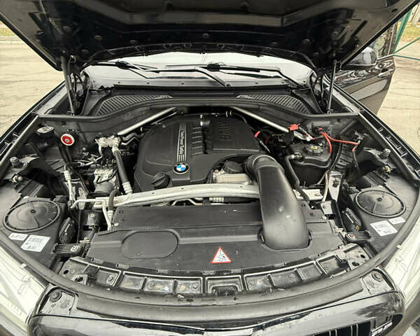 Черный БМВ Х5, объемом двигателя 2.98 л и пробегом 117 тыс. км за 26000 $, фото 13 на Automoto.ua