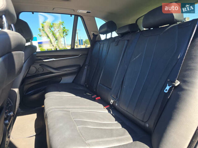 Чорний БМВ Х5, об'ємом двигуна 2.99 л та пробігом 193 тис. км за 22800 $, фото 13 на Automoto.ua