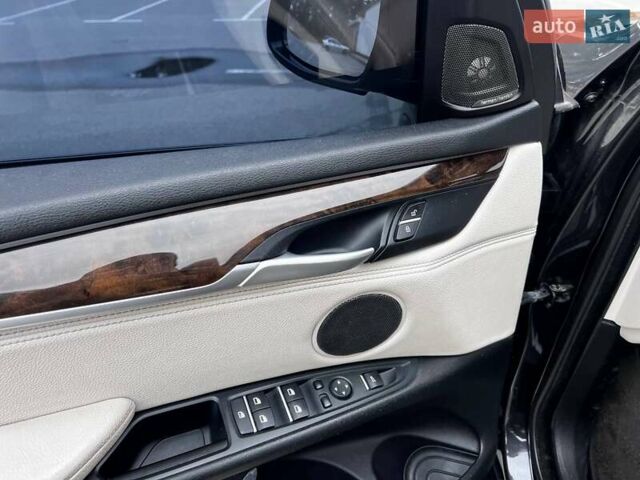 Черный БМВ Х5, объемом двигателя 2.98 л и пробегом 200 тыс. км за 21500 $, фото 10 на Automoto.ua