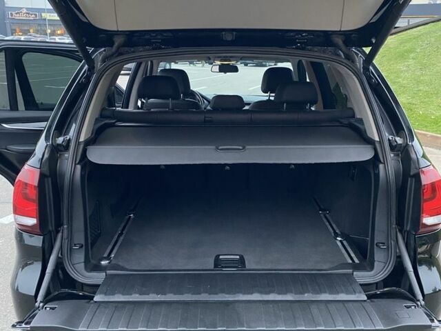 Черный БМВ Х5, объемом двигателя 3 л и пробегом 175 тыс. км за 26300 $, фото 18 на Automoto.ua