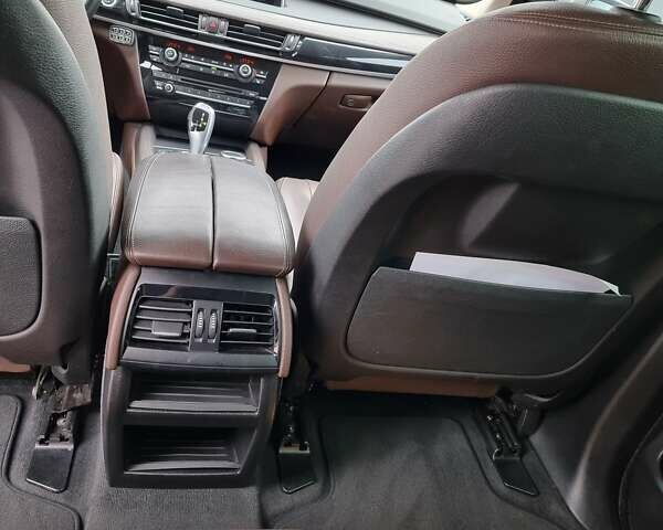 Чорний БМВ Х5, об'ємом двигуна 2 л та пробігом 170 тис. км за 32000 $, фото 7 на Automoto.ua