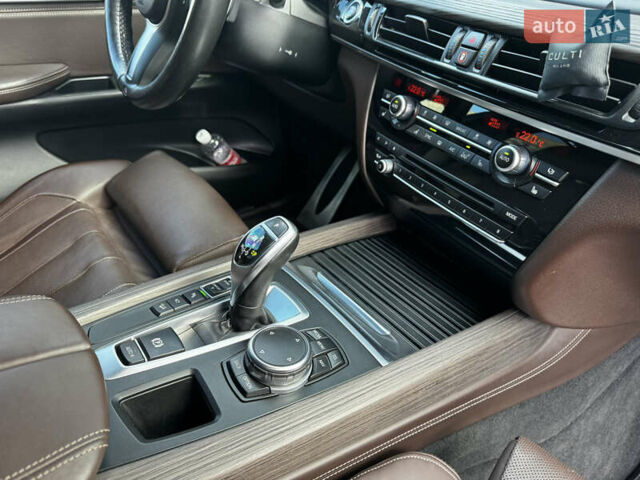 БМВ Х5 2015 в Днепре (Днепропетровске) на Automoto.ua Черный БМВ Х5, объемом двигателя 3 л и пробегом 175 тыс. км за 33900 $, фото 31 на Automoto.ua