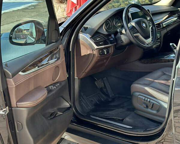 Черный БМВ Х5, объемом двигателя 2 л и пробегом 182 тыс. км за 27500 $, фото 17 на Automoto.ua