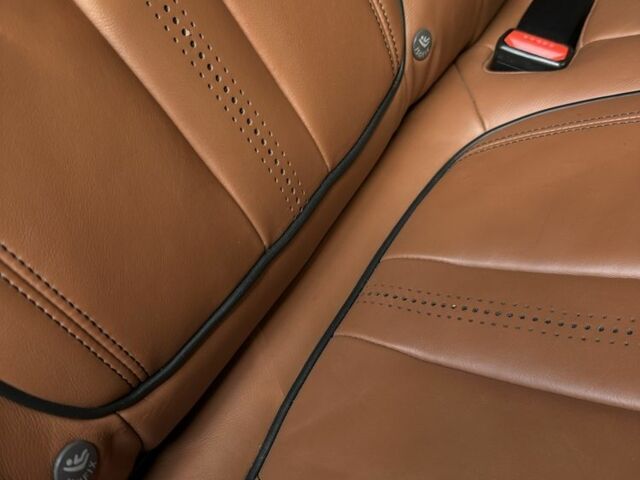 Чорний БМВ Х5, об'ємом двигуна 4.4 л та пробігом 178 тис. км за 33500 $, фото 12 на Automoto.ua