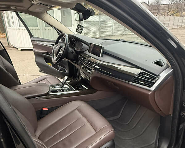 Черный БМВ Х5, объемом двигателя 2.98 л и пробегом 117 тыс. км за 26000 $, фото 16 на Automoto.ua