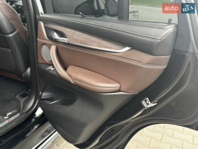 Чорний БМВ Х5, об'ємом двигуна 3 л та пробігом 177 тис. км за 33900 $, фото 31 на Automoto.ua