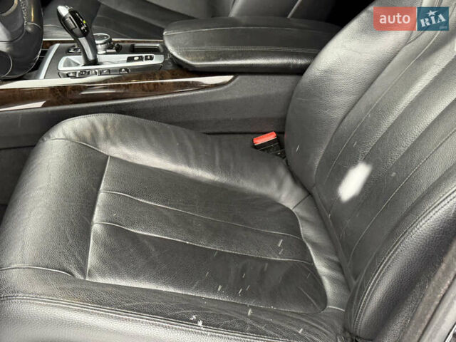 Чорний БМВ Х5, об'ємом двигуна 2.98 л та пробігом 178 тис. км за 19500 $, фото 14 на Automoto.ua
