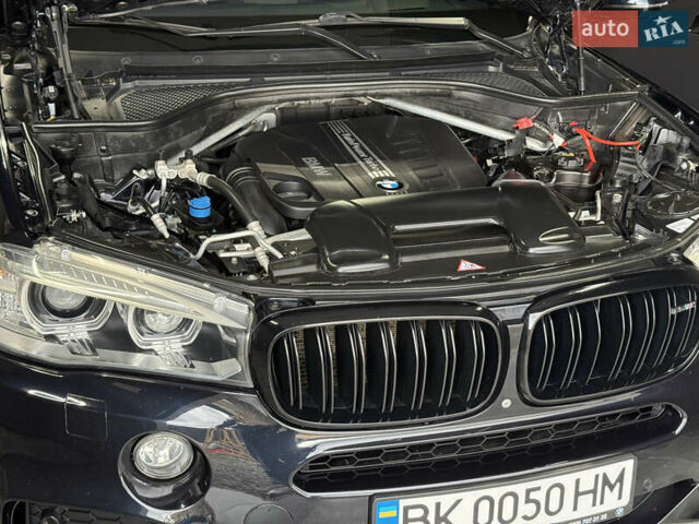 Чорний БМВ Х5, об'ємом двигуна 3 л та пробігом 218 тис. км за 33999 $, фото 48 на Automoto.ua