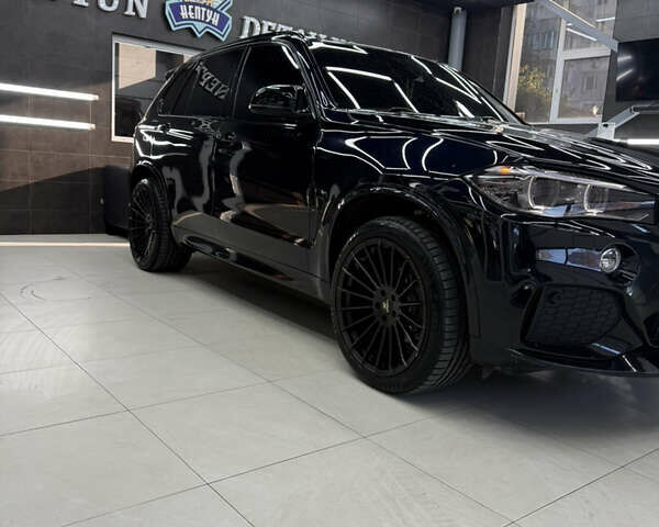 Чорний БМВ Х5, об'ємом двигуна 2.98 л та пробігом 180 тис. км за 26000 $, фото 10 на Automoto.ua