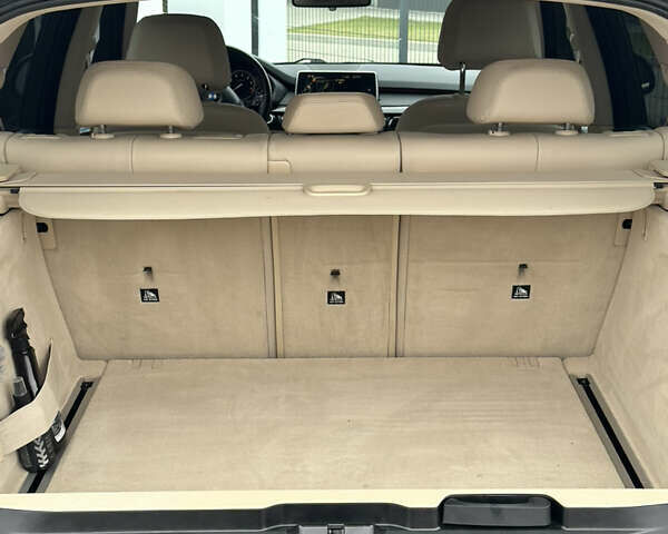 Чорний БМВ Х5, об'ємом двигуна 2.98 л та пробігом 105 тис. км за 18500 $, фото 14 на Automoto.ua