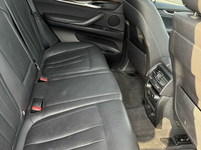 Черный БМВ Х5, объемом двигателя 3 л и пробегом 181 тыс. км за 17900 $, фото 16 на Automoto.ua