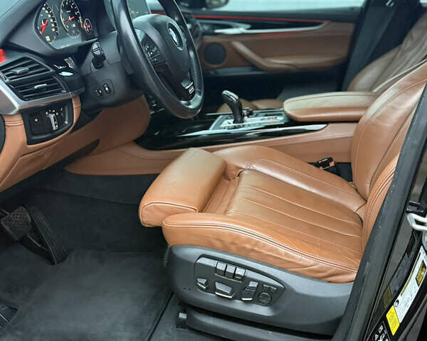 Чорний БМВ Х5, об'ємом двигуна 4.39 л та пробігом 183 тис. км за 29500 $, фото 18 на Automoto.ua