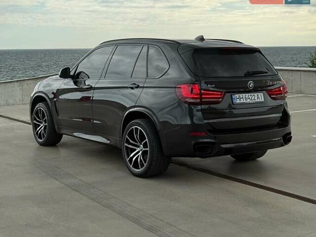 Чорний БМВ Х5, об'ємом двигуна 2.99 л та пробігом 136 тис. км за 35900 $, фото 4 на Automoto.ua