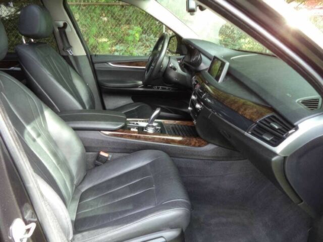 Черный БМВ Х5, объемом двигателя 3 л и пробегом 73 тыс. км за 12000 $, фото 9 на Automoto.ua