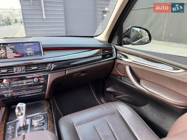 Чорний БМВ Х5, об'ємом двигуна 3 л та пробігом 194 тис. км за 19900 $, фото 33 на Automoto.ua