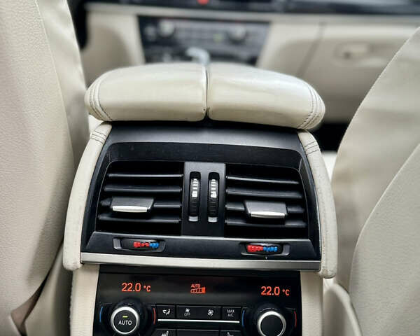 Чорний БМВ Х5, об'ємом двигуна 3 л та пробігом 240 тис. км за 23700 $, фото 14 на Automoto.ua