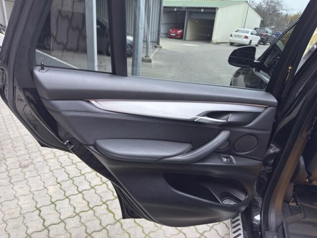 Черный БМВ Х5, объемом двигателя 3 л и пробегом 178 тыс. км за 20200 $, фото 15 на Automoto.ua