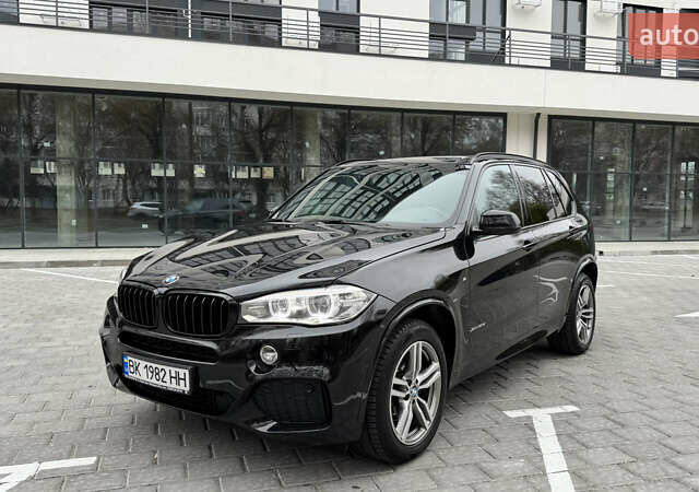 Чорний БМВ Х5, об'ємом двигуна 3 л та пробігом 144 тис. км за 32000 $, фото 3 на Automoto.ua