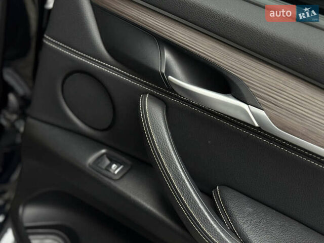 Чорний БМВ Х5, об'ємом двигуна 2.99 л та пробігом 218 тис. км за 31499 $, фото 13 на Automoto.ua
