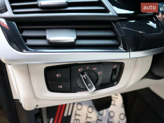 Чорний БМВ Х5, об'ємом двигуна 2.99 л та пробігом 201 тис. км за 29900 $, фото 16 на Automoto.ua