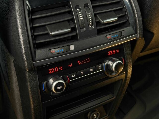 Черный БМВ Х5, объемом двигателя 3 л и пробегом 148 тыс. км за 25000 $, фото 17 на Automoto.ua