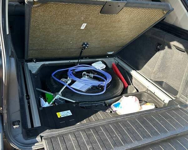 Черный БМВ Х5, объемом двигателя 2.98 л и пробегом 134 тыс. км за 28000 $, фото 25 на Automoto.ua