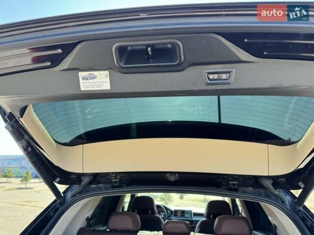 Черный БМВ Х5, объемом двигателя 3 л и пробегом 300 тыс. км за 30000 $, фото 21 на Automoto.ua