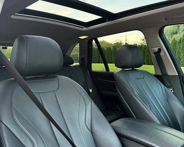 Чорний БМВ Х5, об'ємом двигуна 2.99 л та пробігом 283 тис. км за 27500 $, фото 29 на Automoto.ua