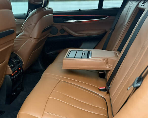 Чорний БМВ Х5, об'ємом двигуна 4.39 л та пробігом 183 тис. км за 29500 $, фото 23 на Automoto.ua