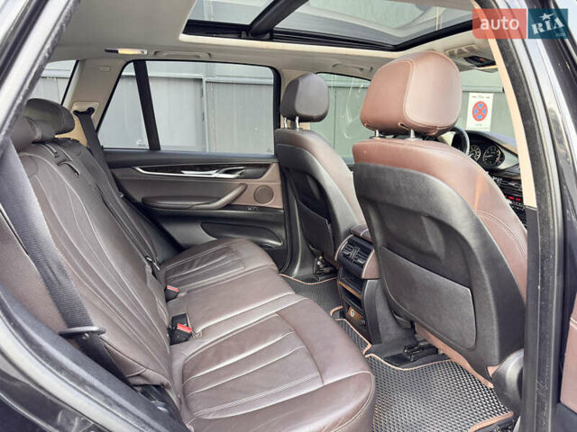 Чорний БМВ Х5, об'ємом двигуна 3 л та пробігом 194 тис. км за 19900 $, фото 21 на Automoto.ua