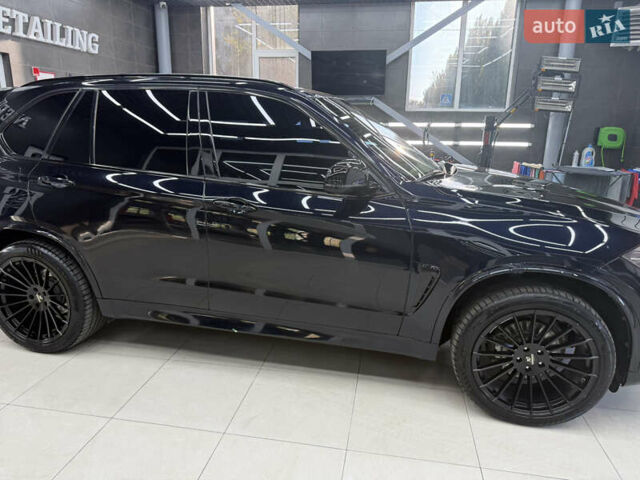 Чорний БМВ Х5, об'ємом двигуна 2.98 л та пробігом 180 тис. км за 26000 $, фото 18 на Automoto.ua