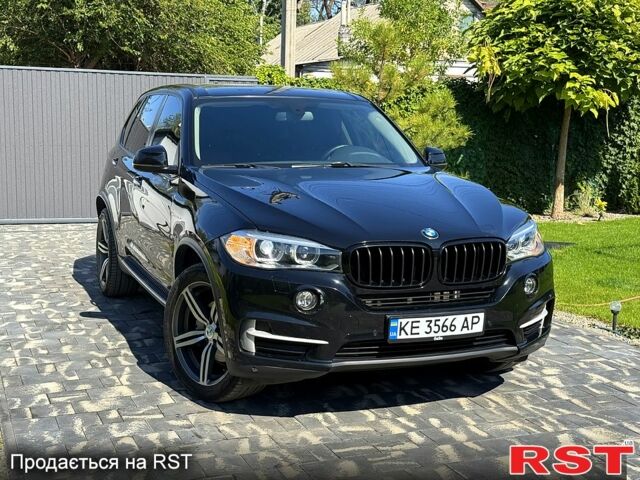 БМВ Х5 2015 в Днепре (Днепропетровске) на Automoto.ua Черный БМВ Х5, объемом двигателя 2 л и пробегом 127 тыс. км за 23500 $, фото 8 на Automoto.ua
