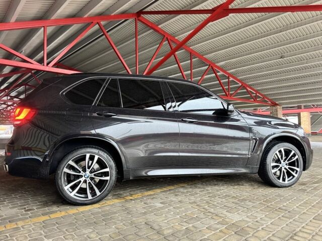 Чорний БМВ Х5, об'ємом двигуна 3 л та пробігом 201 тис. км за 29500 $, фото 6 на Automoto.ua