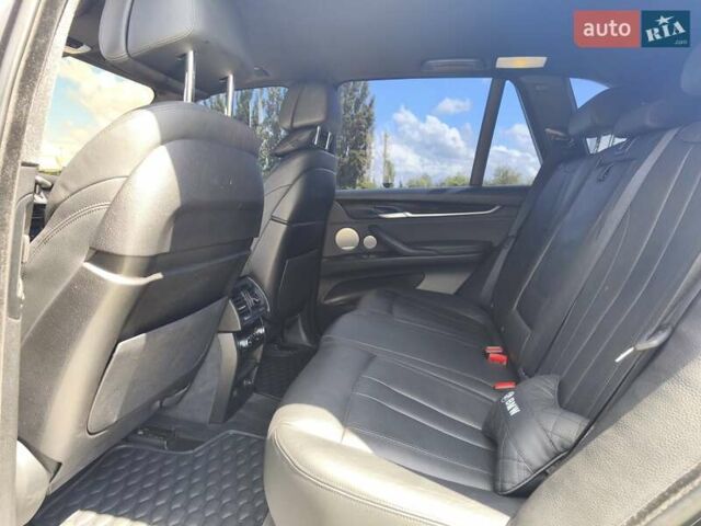 Чорний БМВ Х5, об'ємом двигуна 2.99 л та пробігом 225 тис. км за 32990 $, фото 7 на Automoto.ua