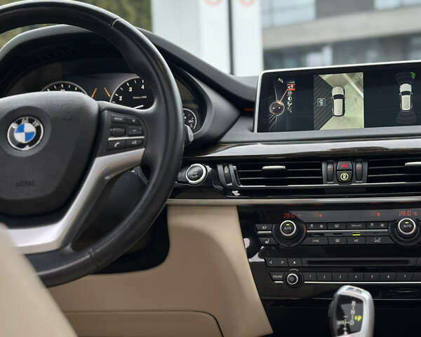 Чорний БМВ Х5, об'ємом двигуна 2.98 л та пробігом 105 тис. км за 18500 $, фото 37 на Automoto.ua