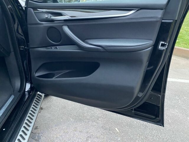 Черный БМВ Х5, объемом двигателя 3 л и пробегом 175 тыс. км за 26300 $, фото 10 на Automoto.ua