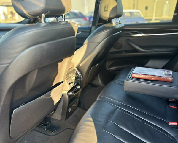 Черный БМВ Х5, объемом двигателя 3 л и пробегом 178 тыс. км за 34500 $, фото 14 на Automoto.ua