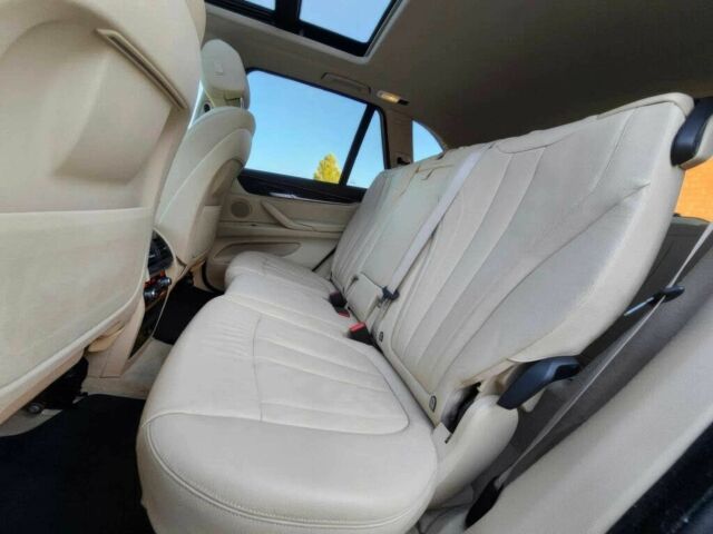 Чорний БМВ Х5, об'ємом двигуна 3 л та пробігом 72 тис. км за 8200 $, фото 12 на Automoto.ua