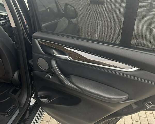 Черный БМВ Х5, объемом двигателя 3 л и пробегом 207 тыс. км за 26000 $, фото 27 на Automoto.ua